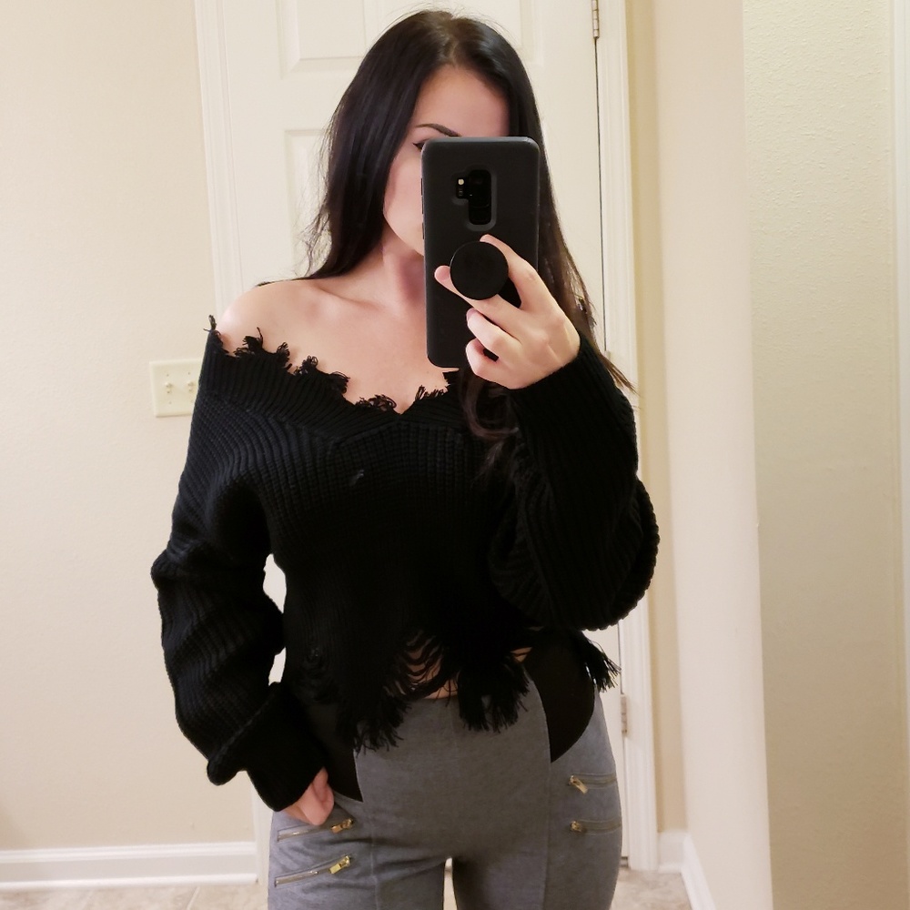 black distressed sweater - Picture 2 of 4
